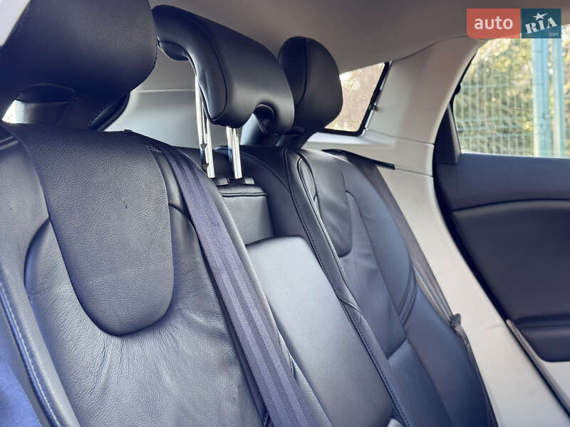 Хэтчбек Volvo V40 2013 в Стрые фото 76 Хэтчбек Volvo V40 2013 в Стрые