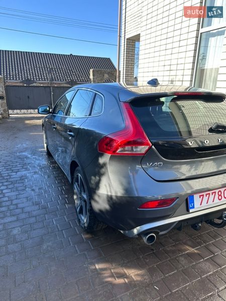 Хэтчбек Volvo V40 2013 в Жмеринке