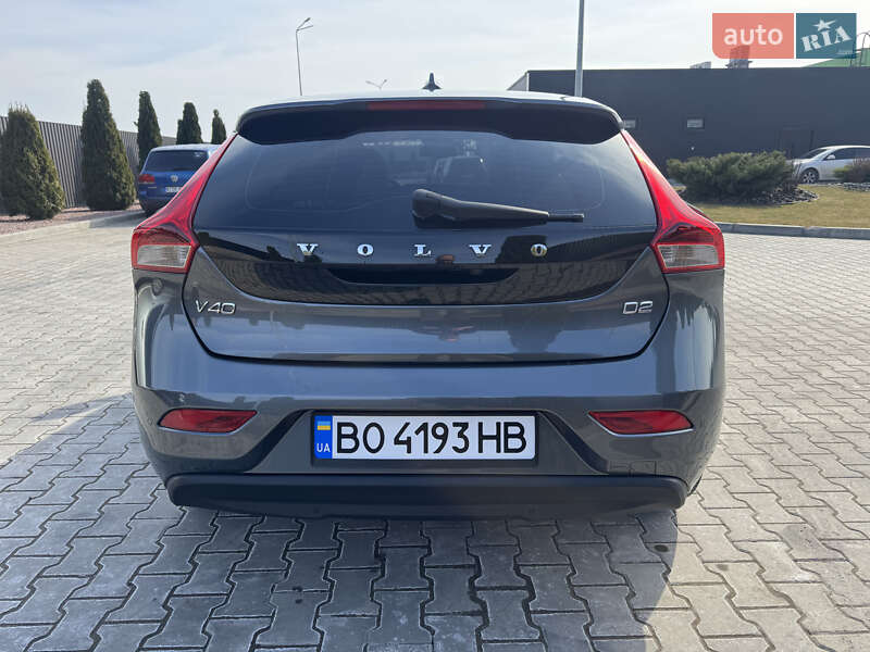 Хетчбек Volvo V40 2012 в Тернополі