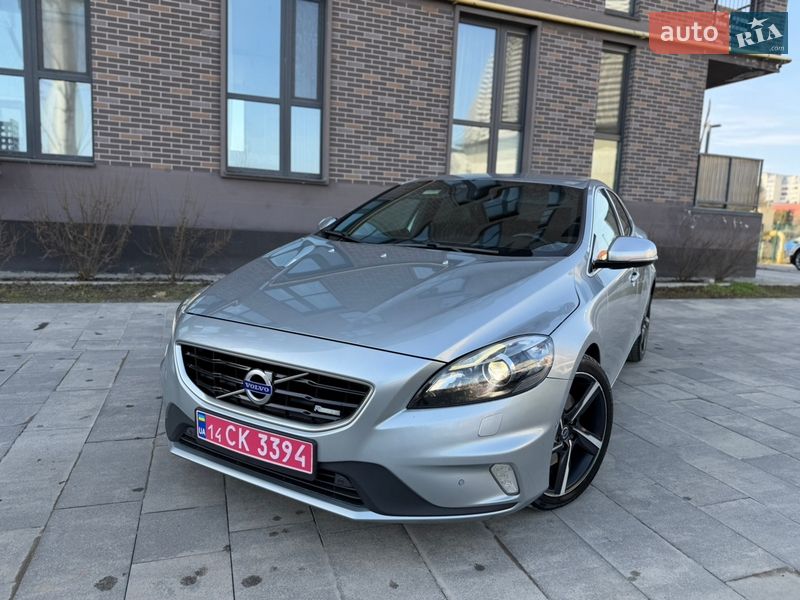 Хетчбек Volvo V40 2013 в Львові фото 9 Хетчбек Volvo V40 2013 в Львові