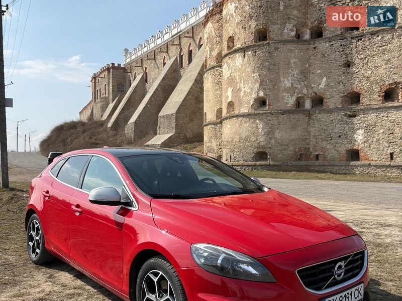 Хэтчбек Volvo V40 2015 в Хмельницком фото 11 Хэтчбек Volvo V40 2015 в Хмельницком