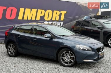 Хетчбек Volvo V40 2017 в Стрию