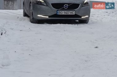 Хетчбек Volvo V40 2013 в Заліщиках
