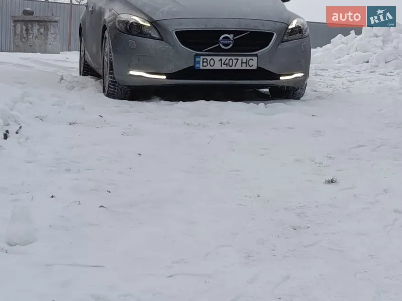 Volvo V40 2012 VIN YV1MV8481D2021753 фото оголошення 4 з 38