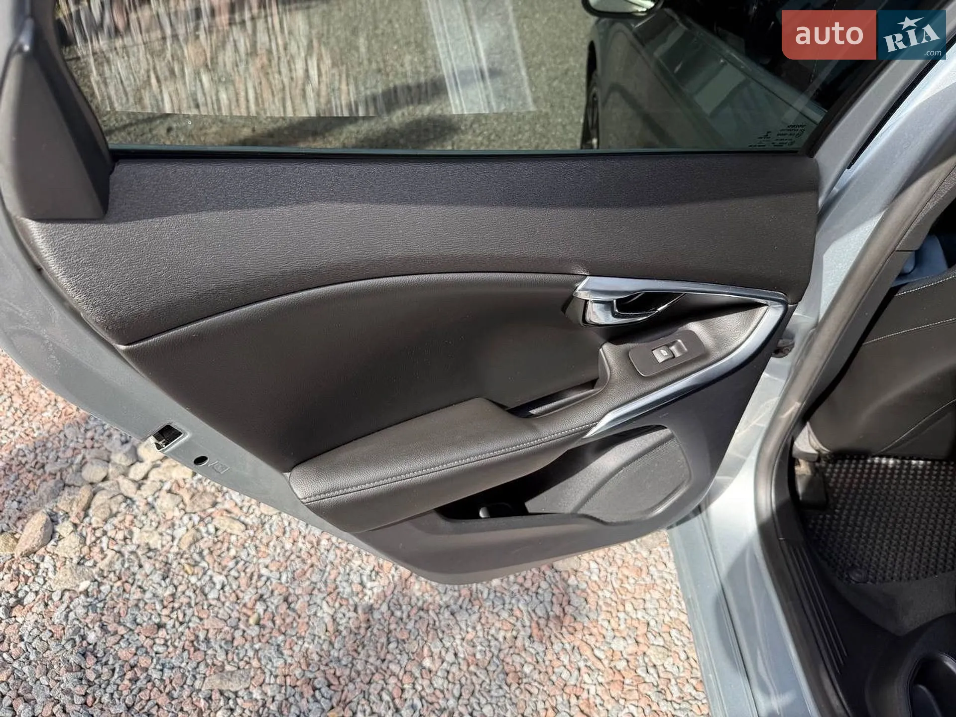 2016 Volvo V40 - мініатюра 38