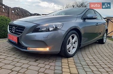Хетчбек Volvo V40 2015 в Стрию