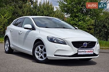 Хетчбек Volvo V40 2013 в Хмельницькому