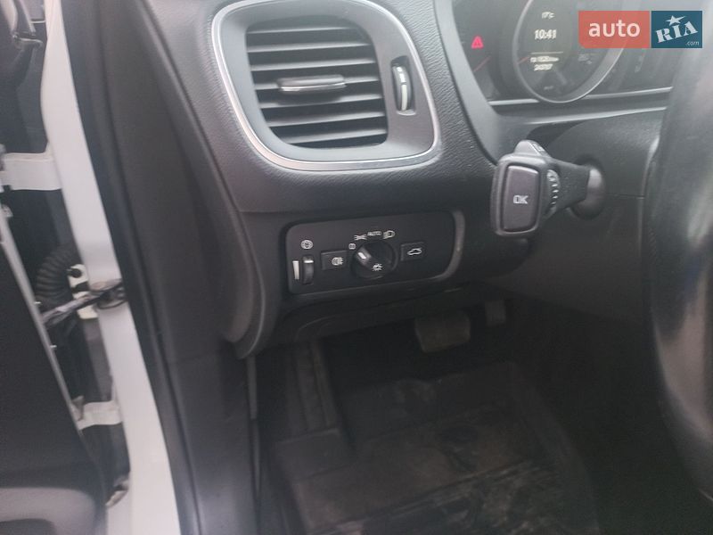 Хэтчбек Volvo V40 2014 в Шептицькому