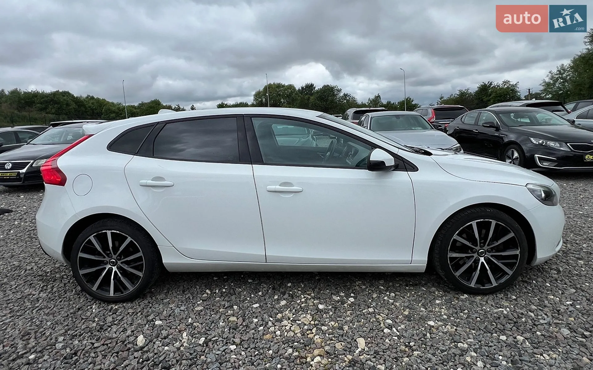 2016 Volvo V40 - мініатюра 8