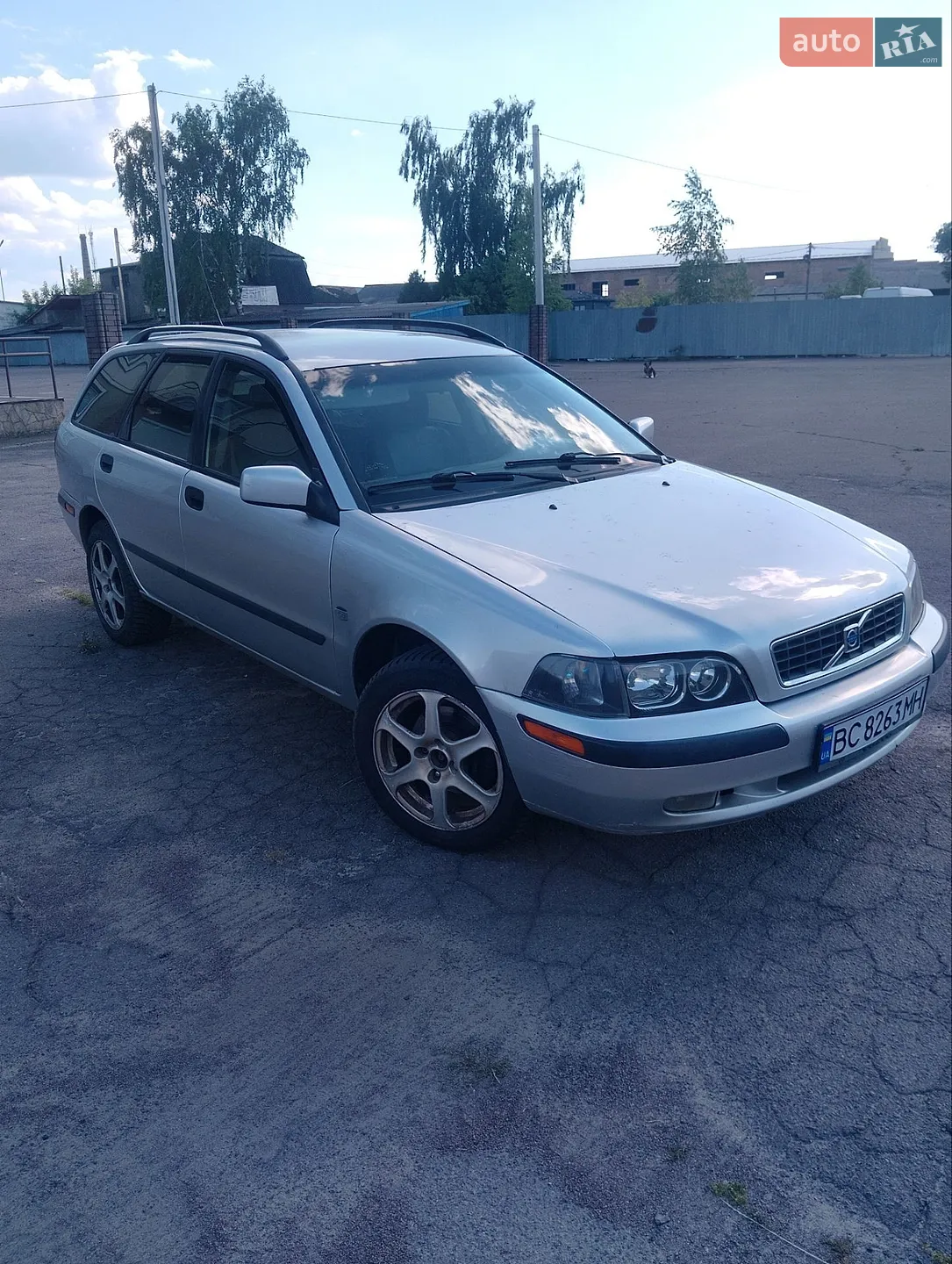Volvo V40 2003 VIN YV1VW70823F994595 фото оголошення 2 з 15