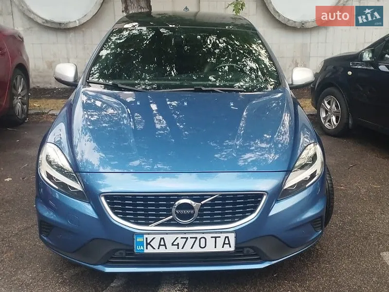 Volvo V40 2017