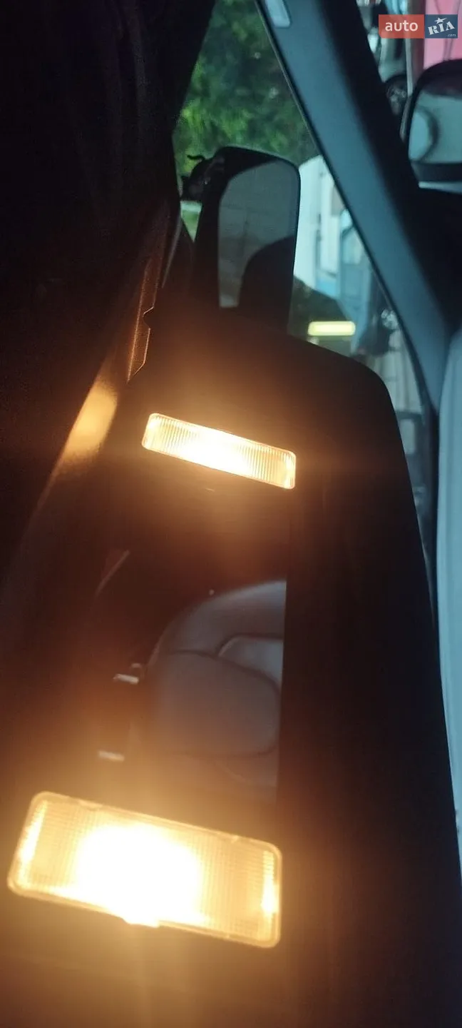 2017 Volvo V40 - мініатюра 15