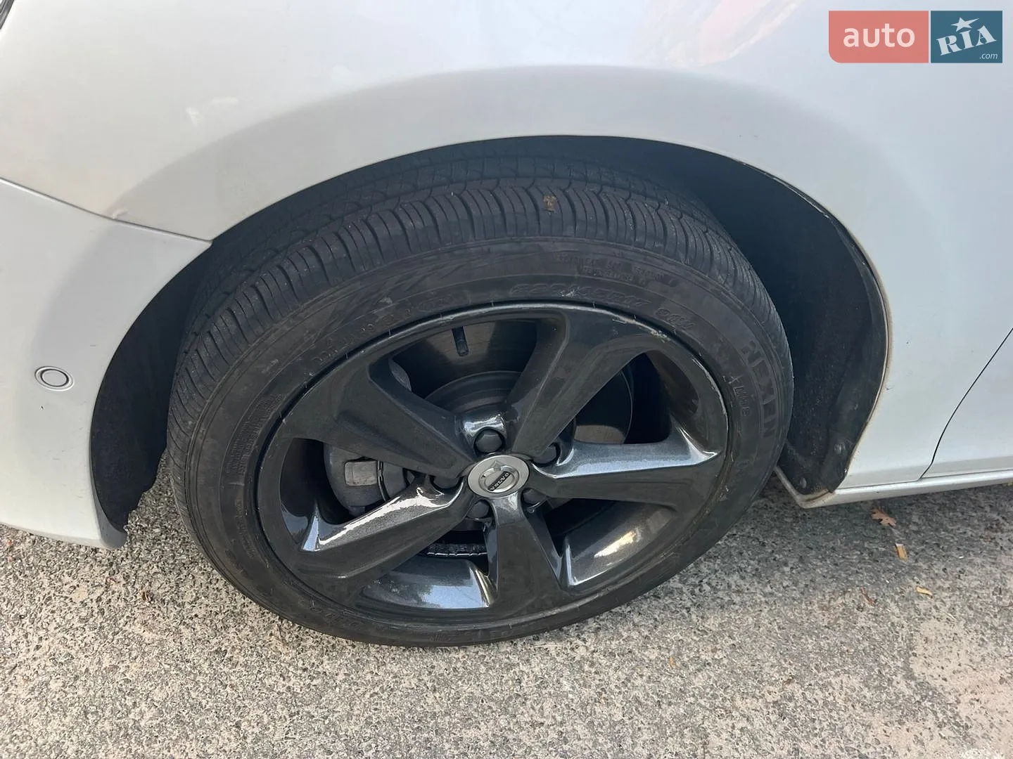Volvo V40 2018 VIN YV1MV79K0J2486956 фото оголошення 43 з 44