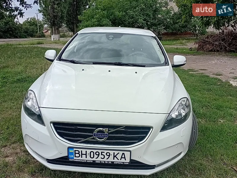 Volvo V40 2013