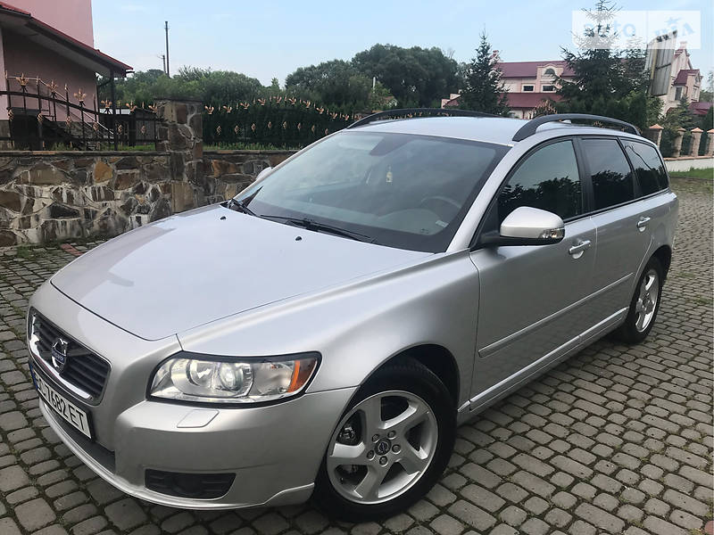 Универсал Volvo V50 2011 в Бродах