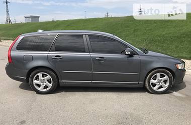 Універсал Volvo V50 2012 в Дніпрі