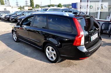 Универсал Volvo V50 2011 в Львове