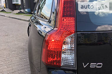 Универсал Volvo V50 2011 в Львове