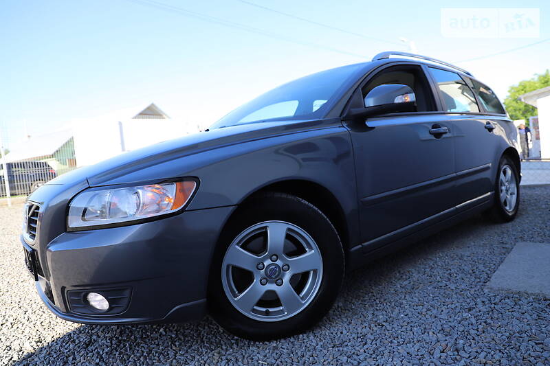 Універсал Volvo V50 2012 в Дрогобичі