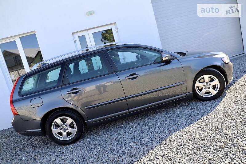 Універсал Volvo V50 2012 в Дрогобичі
