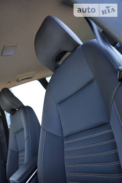 Універсал Volvo V50 2012 в Дрогобичі