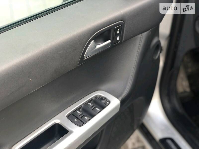 Універсал Volvo V50 2009 в Сколе