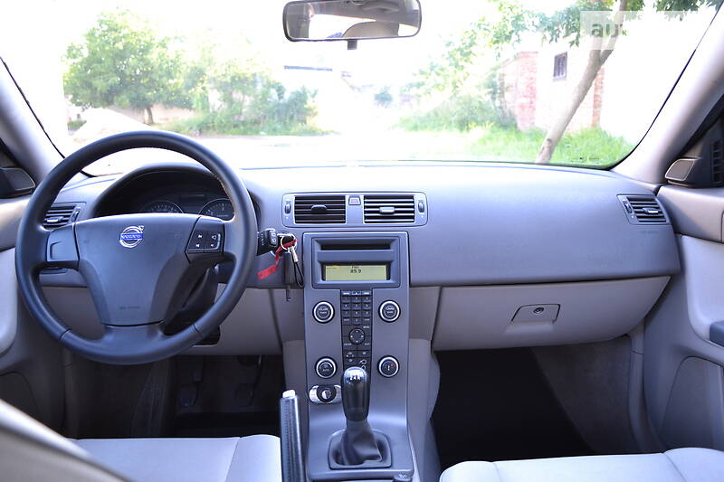 Універсал Volvo V50 2009 в Калуші