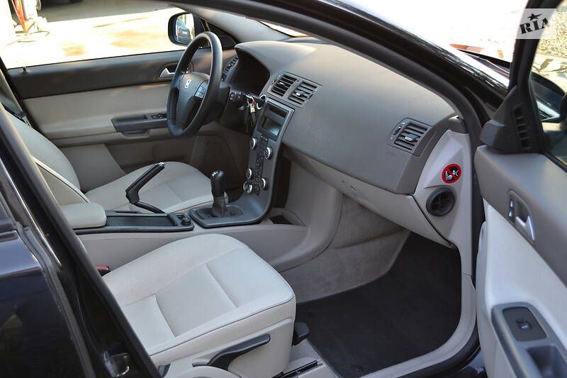 Універсал Volvo V50 2009 в Калуші