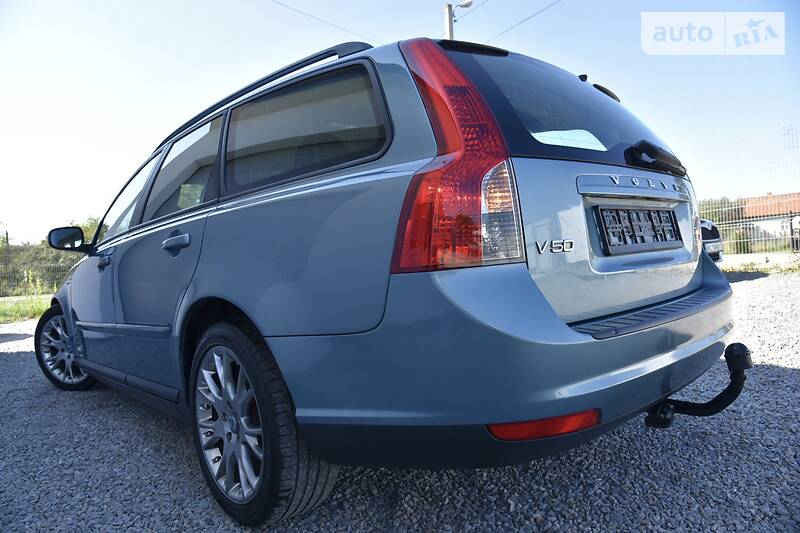 Універсал Volvo V50 2009 в Дрогобичі