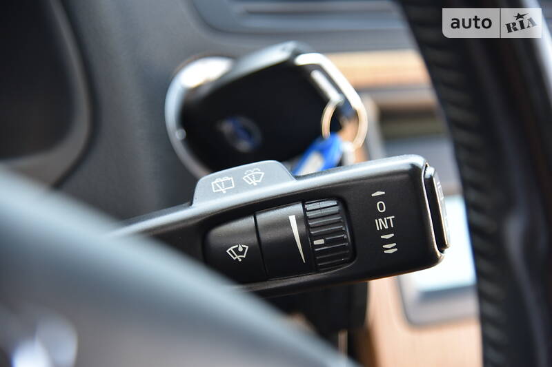 Універсал Volvo V50 2009 в Дрогобичі