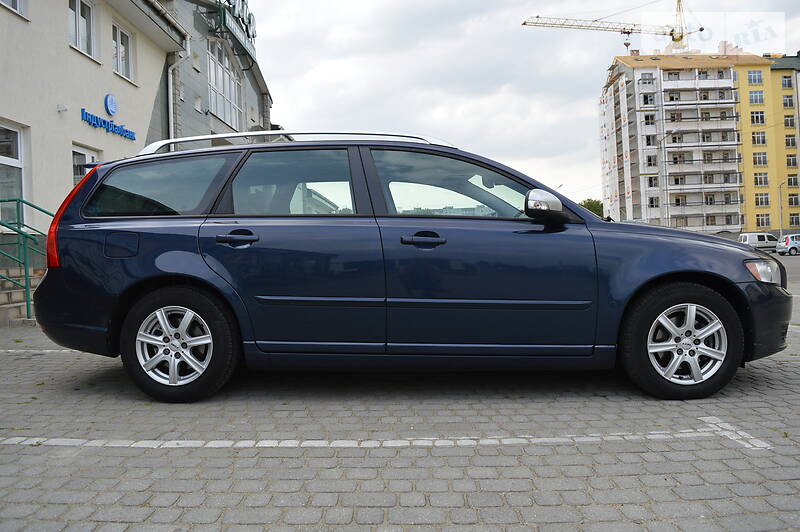 Універсал Volvo V50 2011 в Стрию