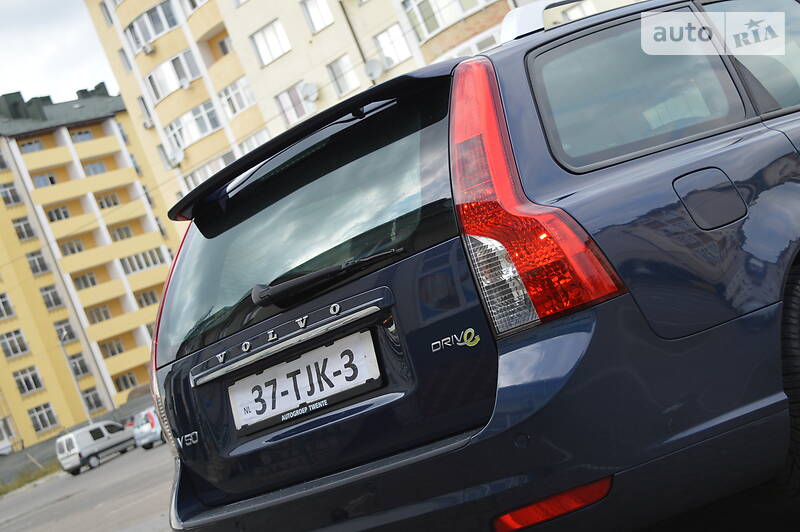 Універсал Volvo V50 2011 в Стрию