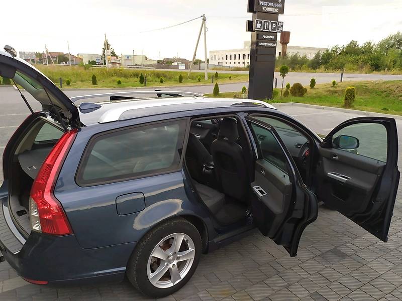 Універсал Volvo V50 2010 в Стрию