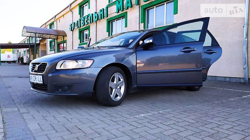 Універсал Volvo V50 2008 в Стрию