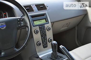 Універсал Volvo V50 2009 в 