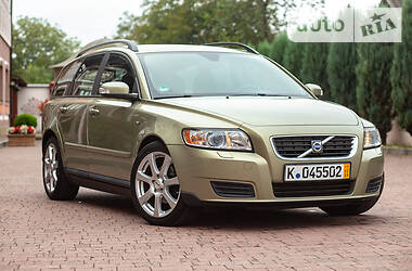 Універсал Volvo V50 2010 в 