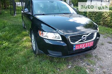 Универсал Volvo V50 2010 в Нововолынске