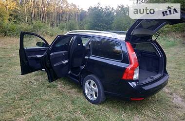 Универсал Volvo V50 2012 в Львове