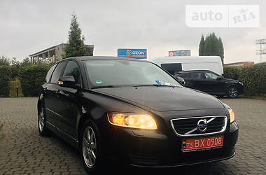 Універсал Volvo V50 2010 в Львові