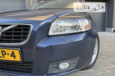 Универсал Volvo V50 2012 в Стрые