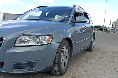 Универсал Volvo V50 2010 в Маневичах