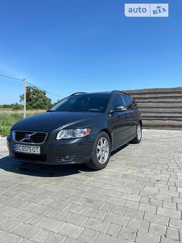 Volvo V50