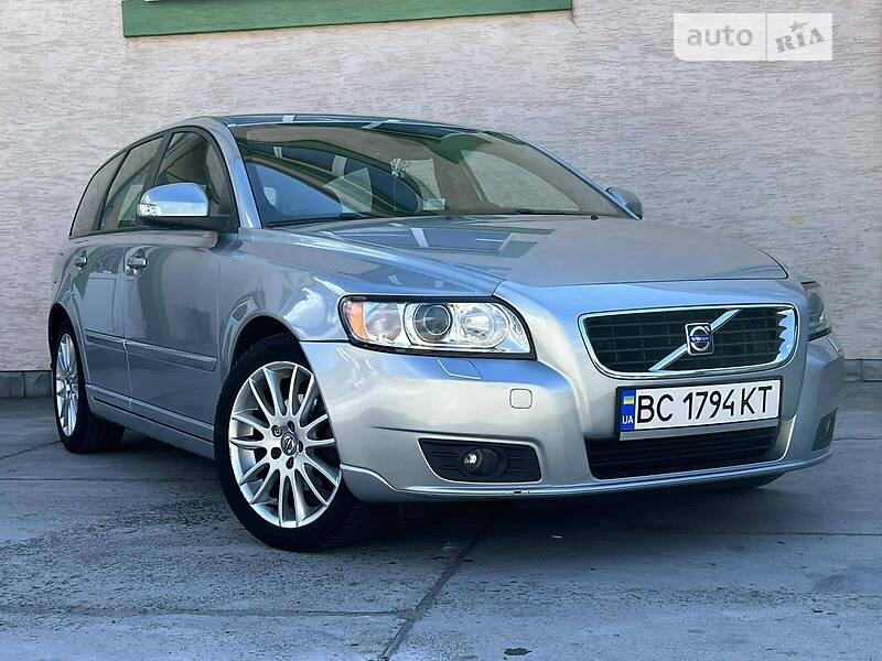 Универсал Volvo V50 2010 в Стрые