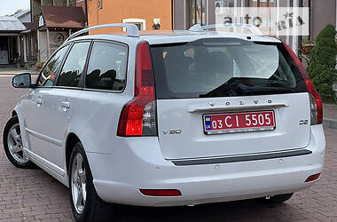 Универсал Volvo V50 2012 в 