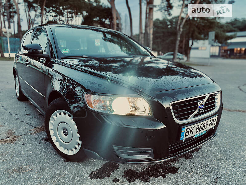 Универсал Volvo V50 2009 в 