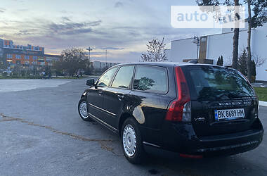 Универсал Volvo V50 2009 в 