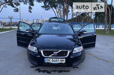 Универсал Volvo V50 2009 в 