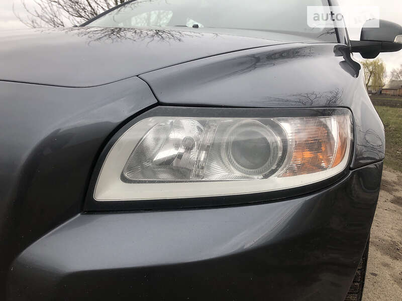 Універсал Volvo V50 2010 в Луцьку