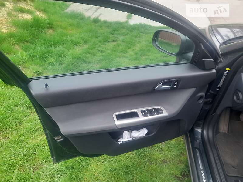 Универсал Volvo V50 2009 в Долинской фото 20 Универсал Volvo V50 2009 в Долинской