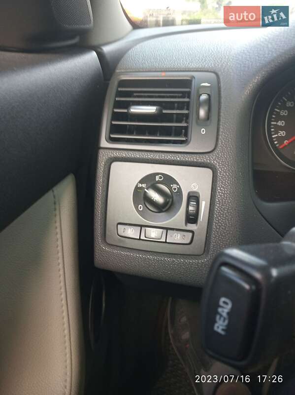 Універсал Volvo V50 2009 в Вижниці